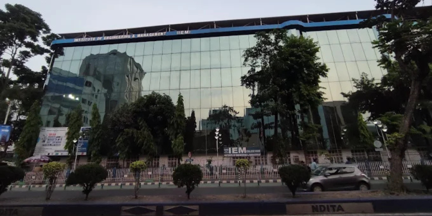 Institute of Engineering and Management (Ashram Building)